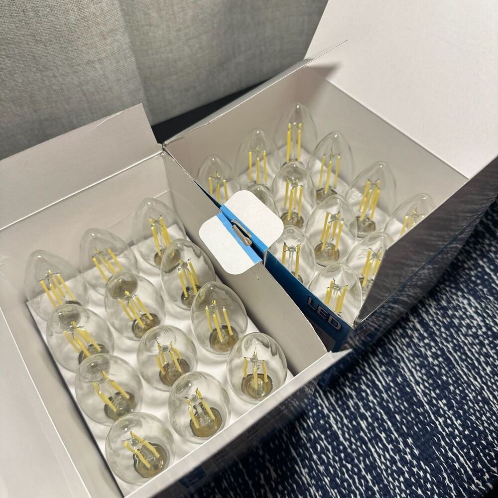 Great Value Dimmable Daylight Candelabra Base 40 Watt Lightbulbs (24 Total)